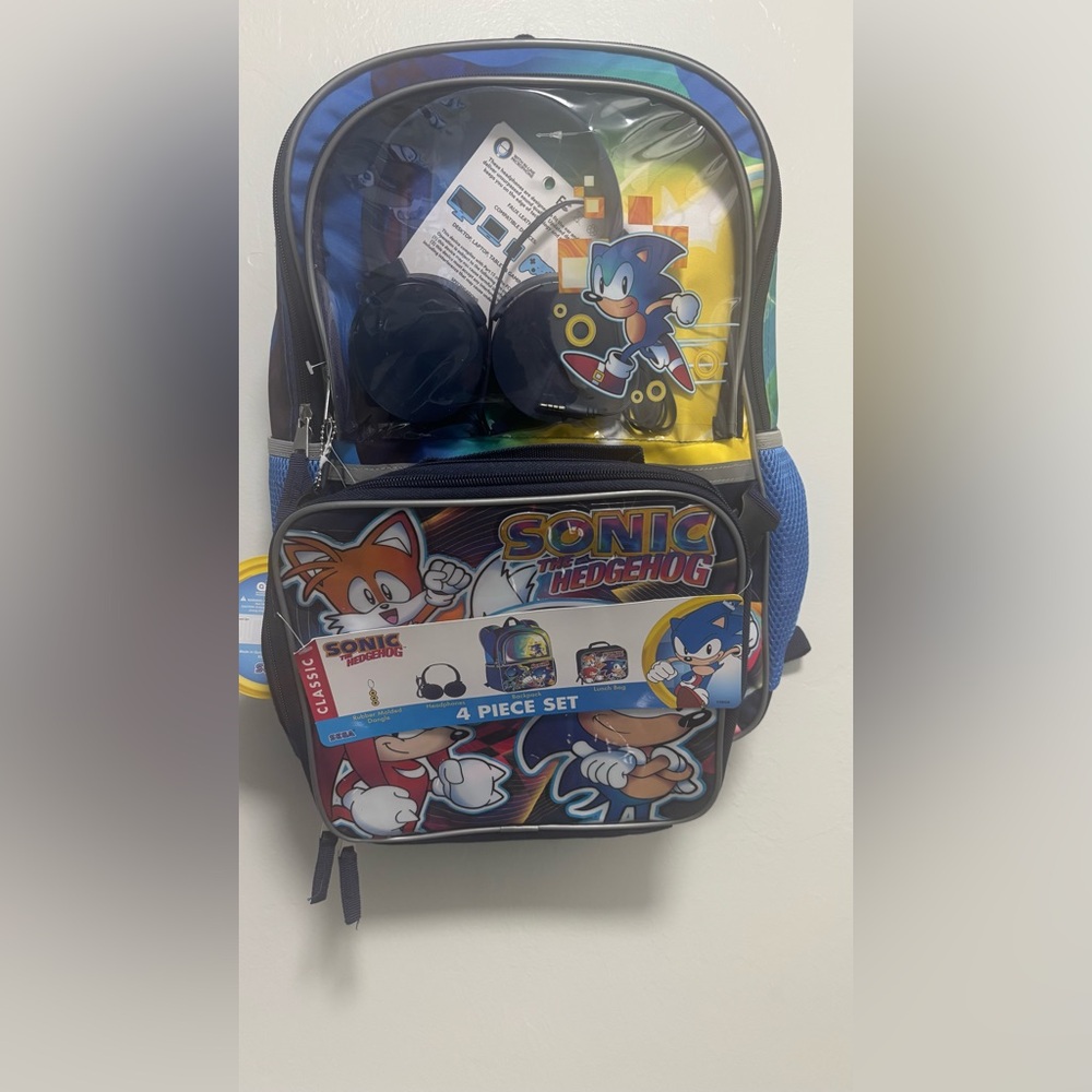 Sonic the Hedgehog 4-Piece Backpack Set